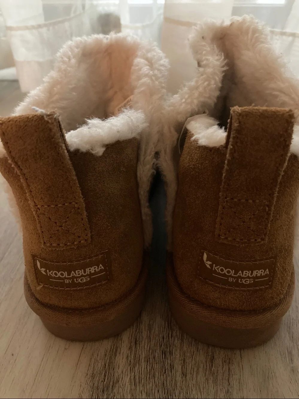 UGG Koolaburra Suede & Shearling Ankle Boots - Chestnut Brown - Sz 8